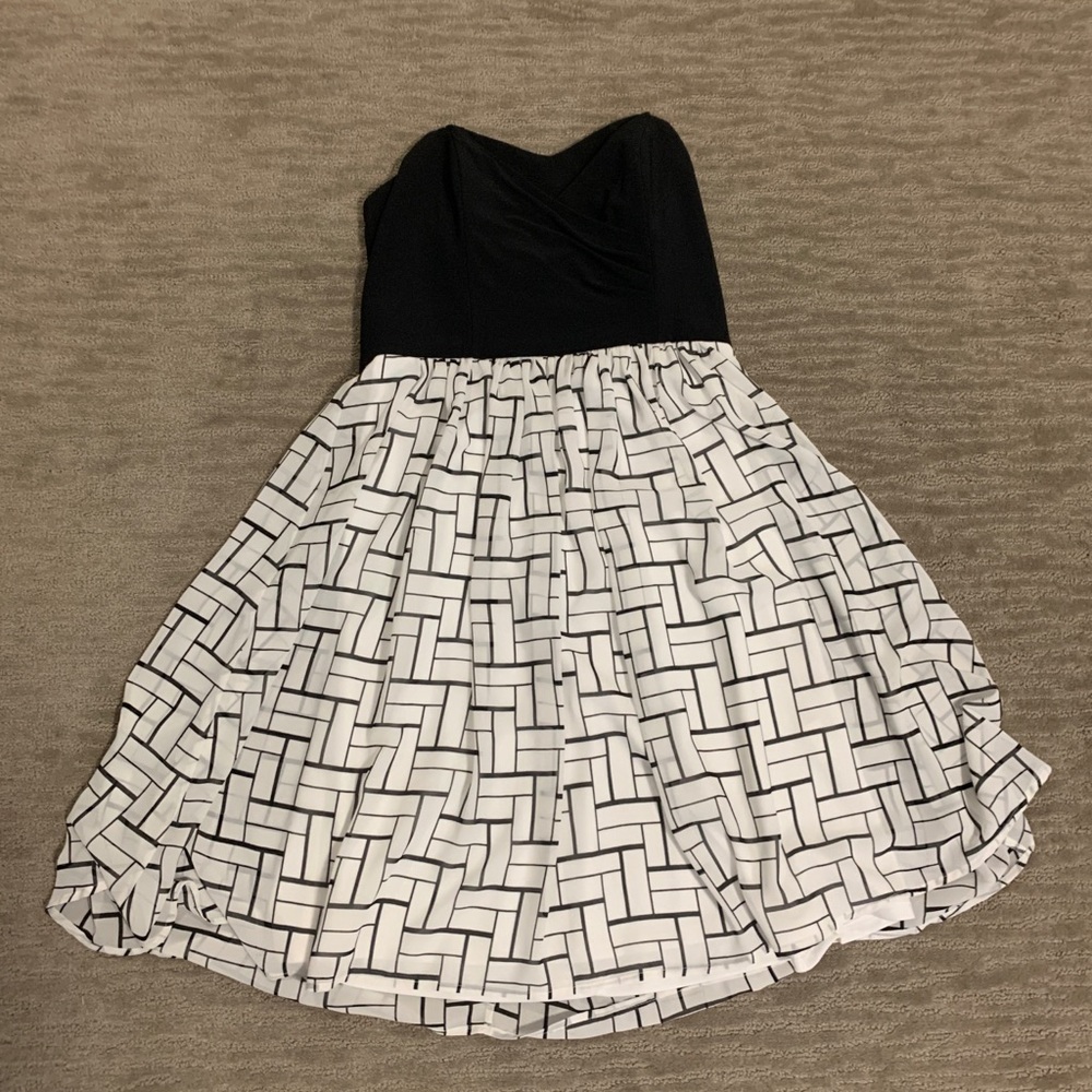 le cháteau formal dress
